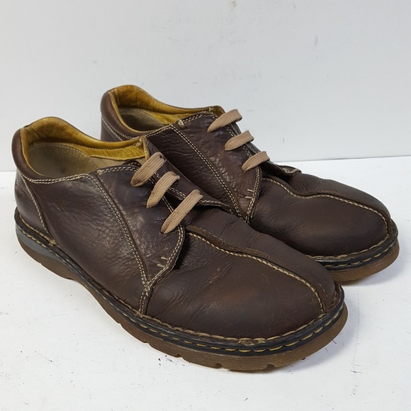 dr martens split toe oxford